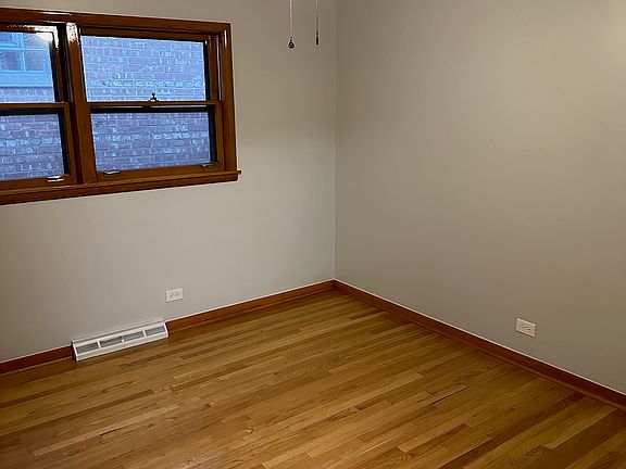 5th image of 5444 S Karlov Ave