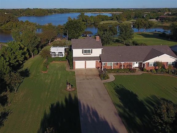 4th image of 15100 Westlake Dr