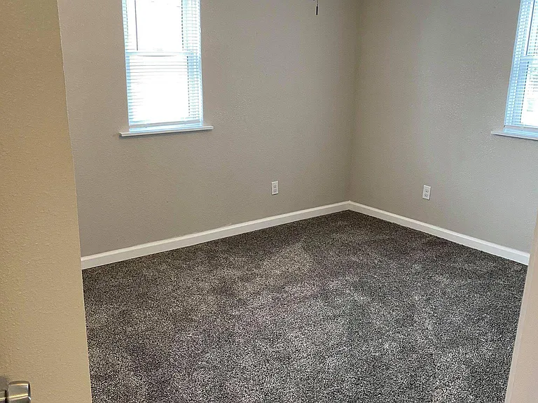 1307 N Charles St #A — Photo 10