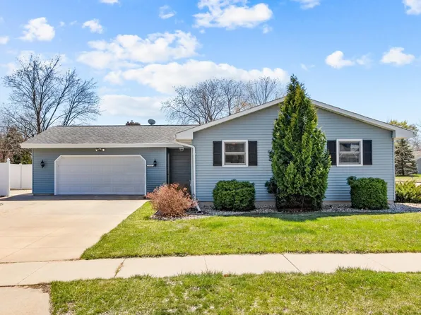 2435 Kingston Pl, Oshkosh, WI 54904