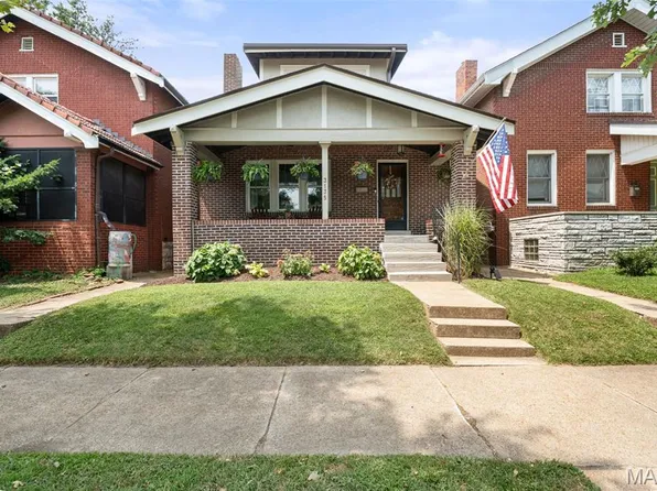3135 Gurney Ave, Saint Louis, MO 63116