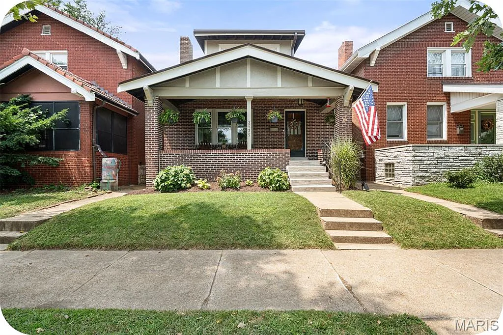 3135 Gurney Ave photo 1