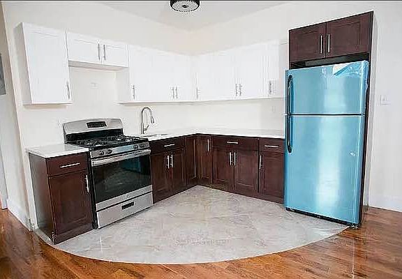 2nd image of 60 Clarkson Ave APT 6M