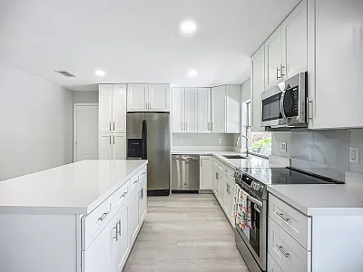 3 bed, 1600 sqft, $3,295 — Photo 4