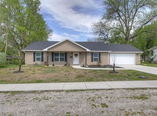 604 Poplar St, Lamar, MO 64759