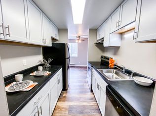 1114 Ann St APT 2, Madison, WI 53713