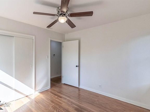 5th image of 2326 N Mockingbird Ln
