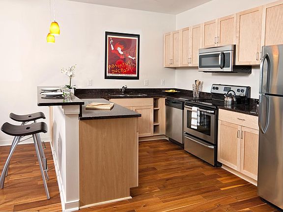 4th image of 3618 E Broad St APT 202