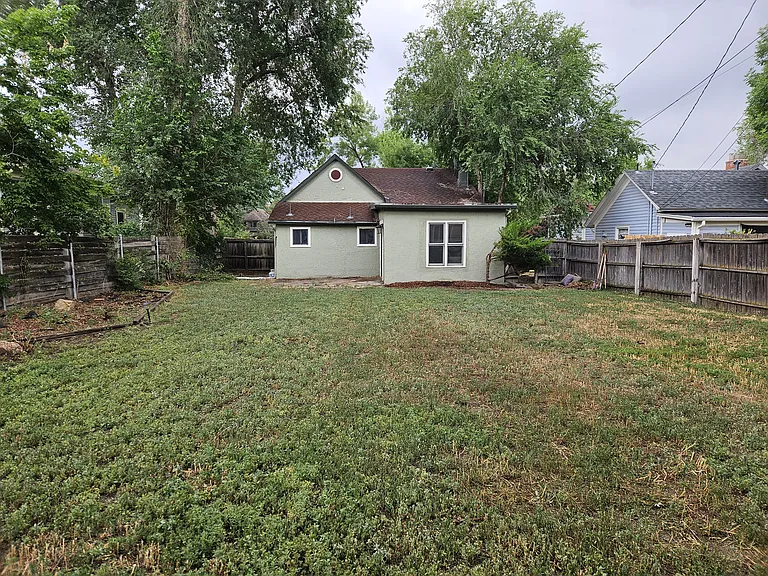 912 N Royer St — Photo 10