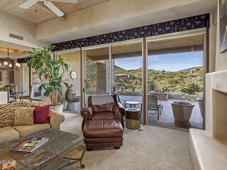 9792 E Forgotten Hills Dr — Photo 4