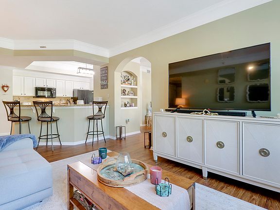 3rd image of 276 Murcia Drive #212