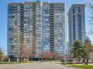 330 Rathburn Rd W #2206, Mississauga, ON L5B 3Y1