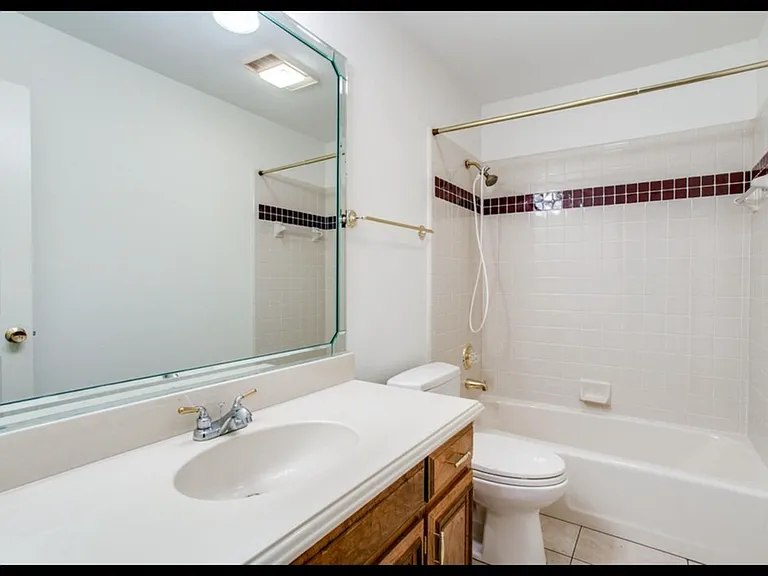 7921 Kendra Ln — Photo 12