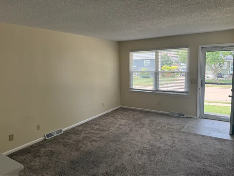2911-2909 High Point Dr #1 — Photo 9