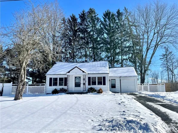 29 Sherrill Ln, New Hartford, NY 13413