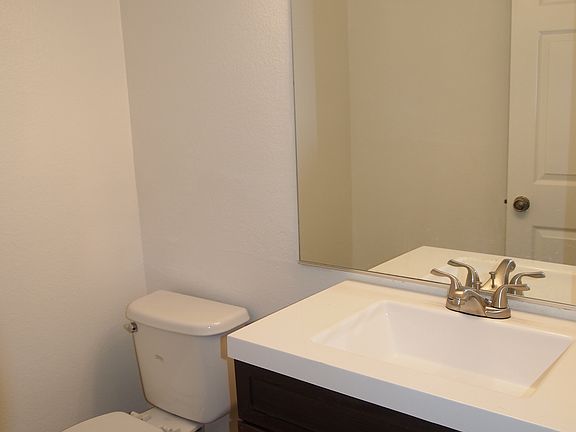 2nd image of 1921 Huntington Dr Unit C
