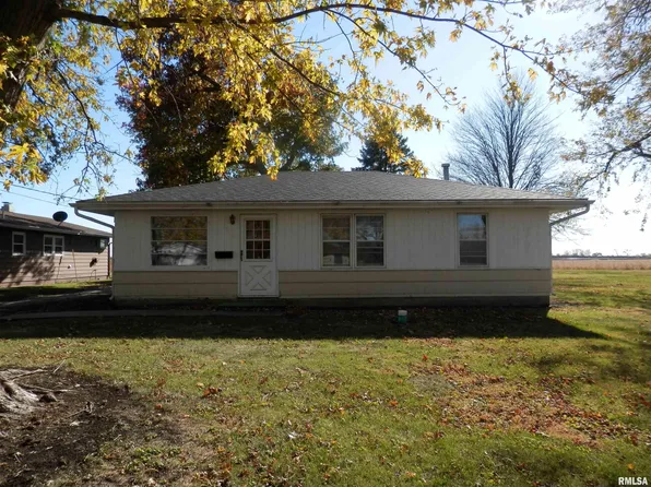 2022 Newcomer Dr, Galesburg, IL 61401