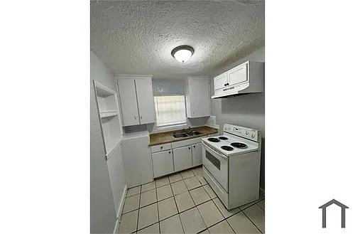 312 Acosta St Photo 1