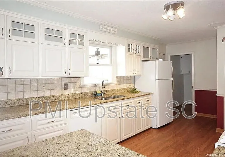 4264 Walnut Ridge Rd — Photo 6
