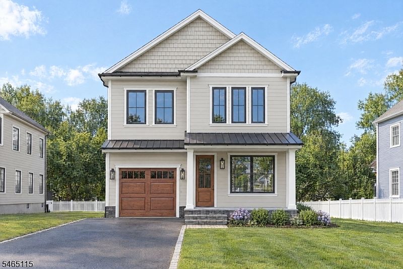 1st image of 10 Weston Ave