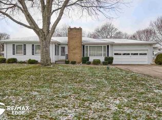 1059 Arrowhead Dr, Burton, MI 48509
