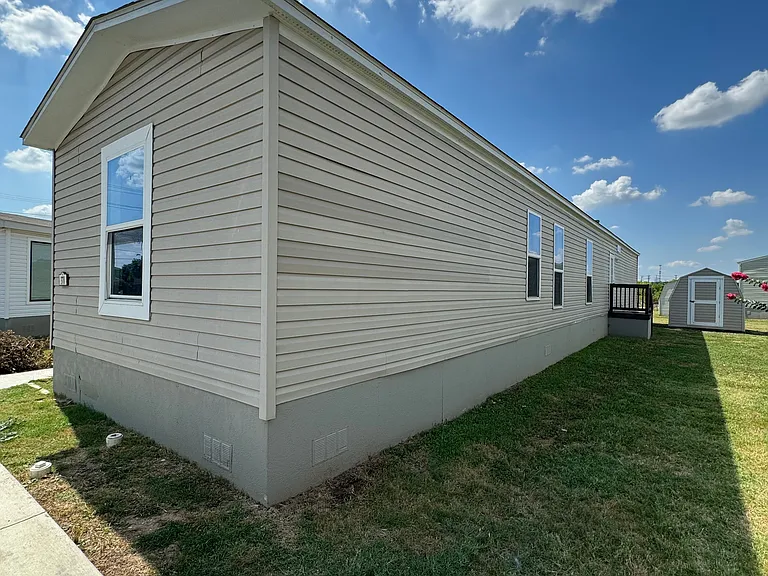Woodlake Estates (TX) — Photo 53