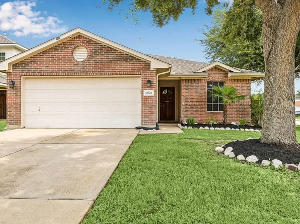 20502 Holly Barr Ln, Cypress, TX 77433