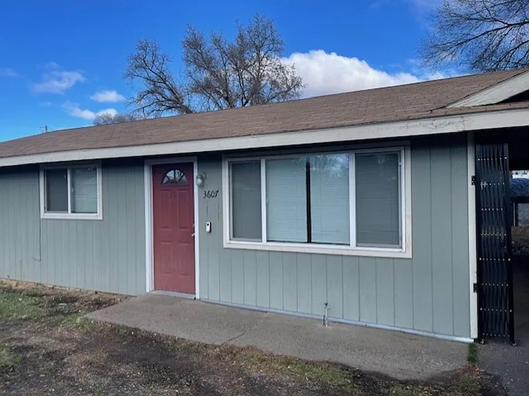 3611 Hilyard Ave — Photo 1