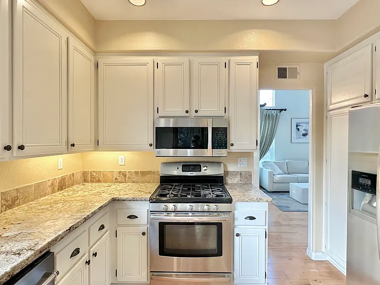 13686 Essence Rd — Photo 21