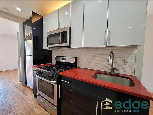 Rented by Capital Ventures Group LLC | media 11