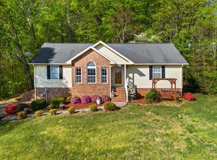 833 Thomas Farms Dr, Jefferson City, TN 37760