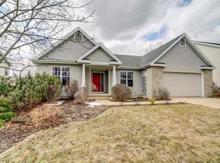 1230 Velvet Leaf Dr, Madison, WI 53719