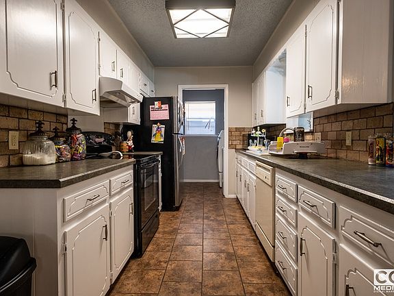 5th image of 1801 Dove Creek Dr