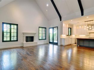 4913 Westbriar Dr, Fort Worth, TX 76109