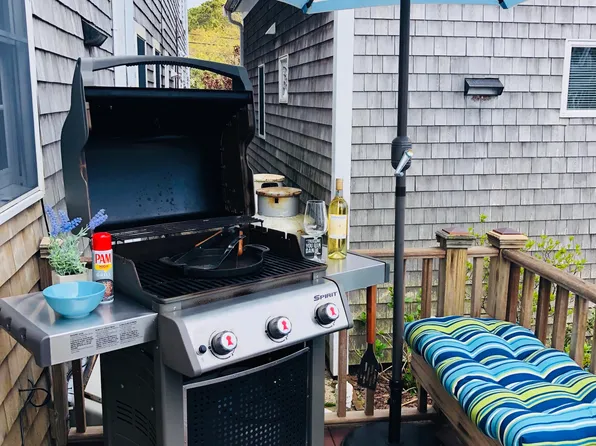27 Court St Unit 1, Provincetown, MA 02657