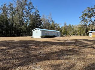 1154 NE 394th Ave, Old Town, FL 32680