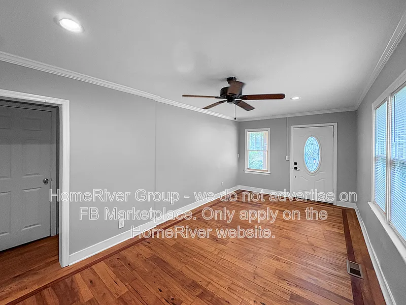 2 bed, 1.0 bath, $1,150 — Photo 2