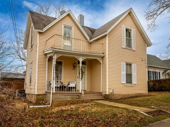 107 W Maple St, Cobden, IL 62920
