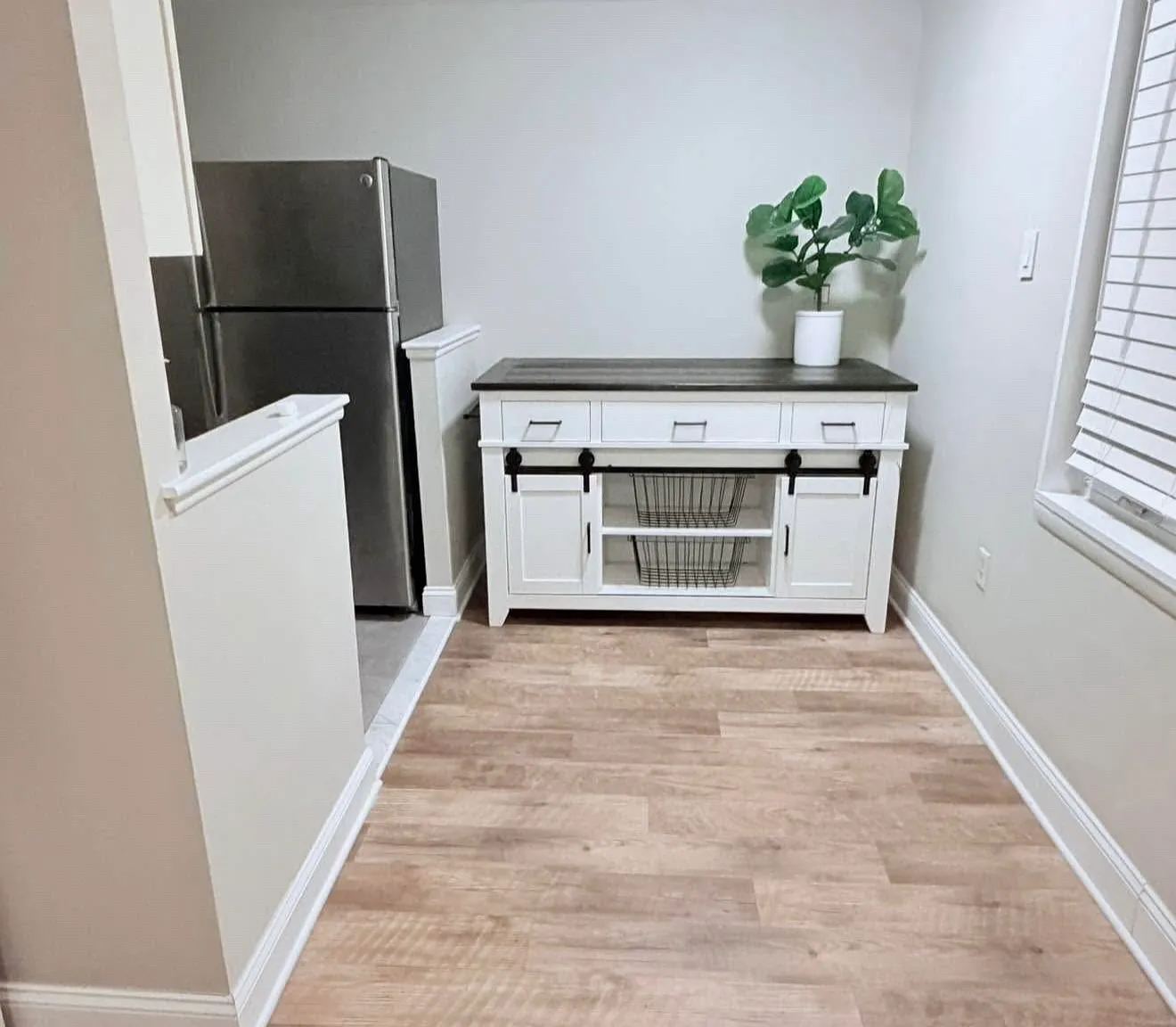 1 bed, 589 sqft, $1,600 — Photo 2