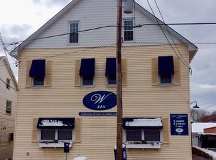 225 S Robinson Ave, Pen Argyl, PA 18072