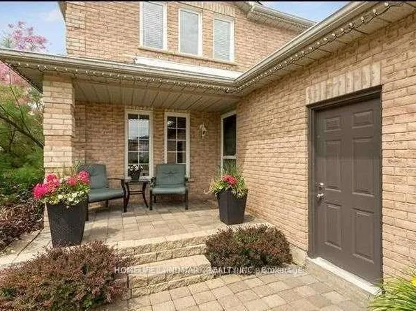 38 Lucas Ave, Barrie, ON L4N 9M7