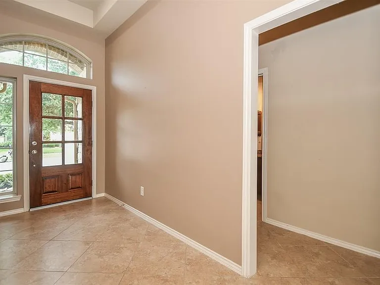11518 Elizabeth Brook Dr — Photo 3