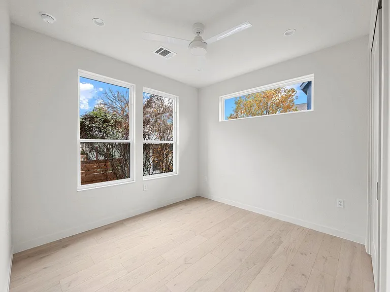 1709 Maple Ave #2B — Photo 23