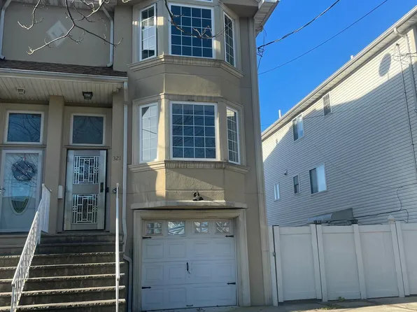 321 Olympia Blvd, Staten Island, NY 10305