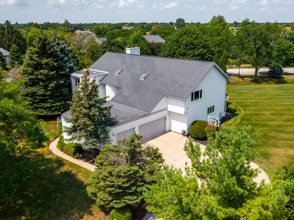 4402 Palmer Cir, Naperville, IL 60564