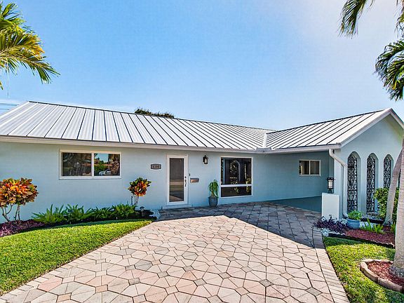 2nd image of 1200 SW 12th Terrace