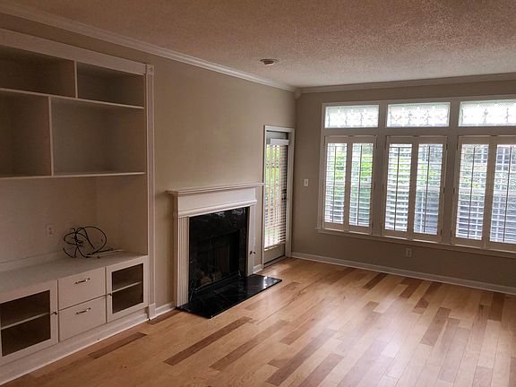 Living room with access to large private patio / terrace