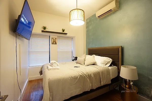 Rented by Rennit Inc. | media 30