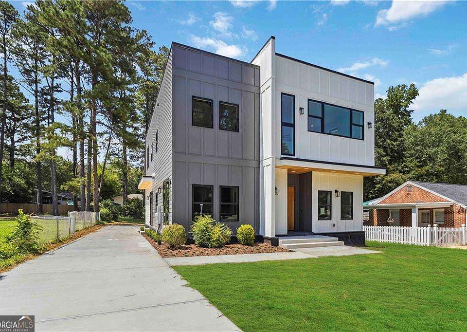 1st image of 1554 Columbia Cir