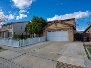 1451 Nubian St, Patterson, CA 95363